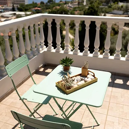Nefelia Hotel