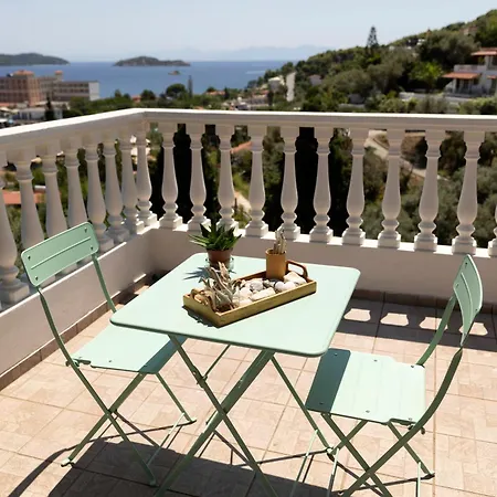 Nefelia Hotel