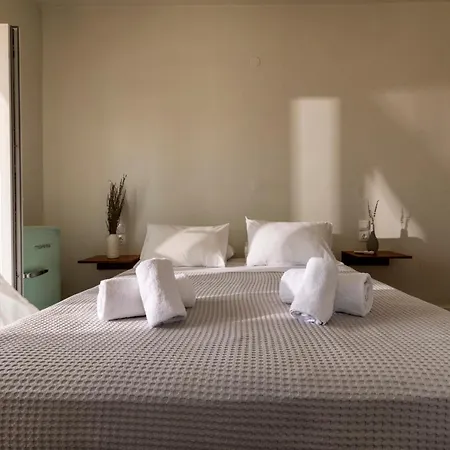 Hotel Nefelia *