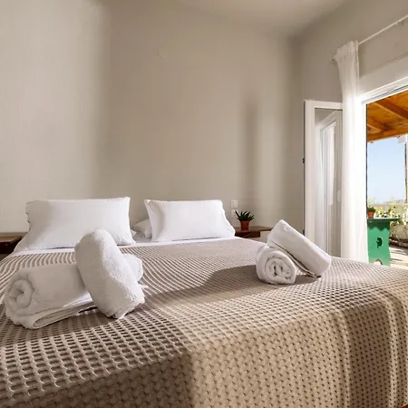 Nefelia Achladies (Skiathos)